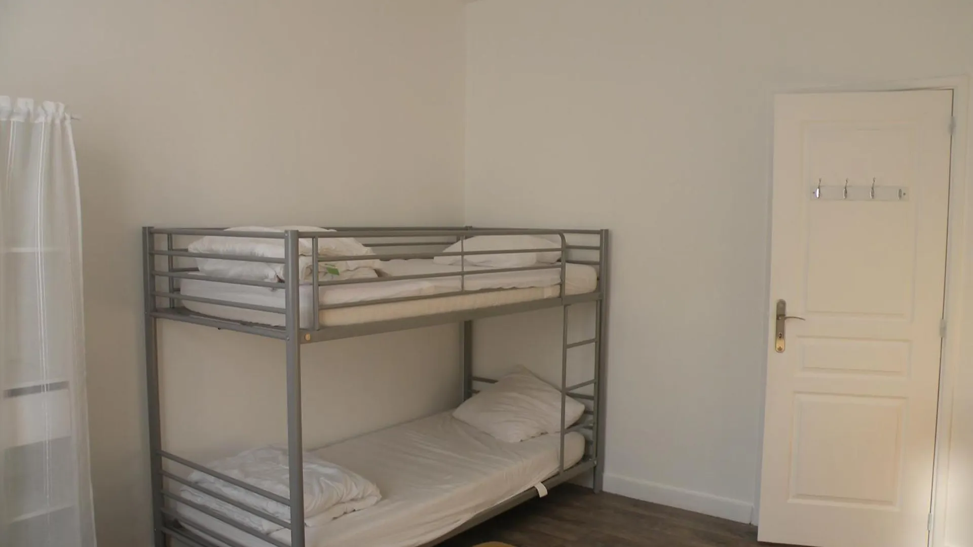 Apartment Rose, 4 Pers. Villa Saint Antoine, Orcival, Sancy